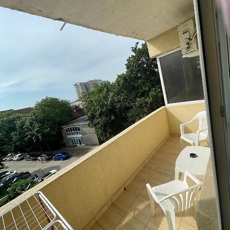 דירות אפורי נורד Garsoniere Dya מראה חיצוני תמונה