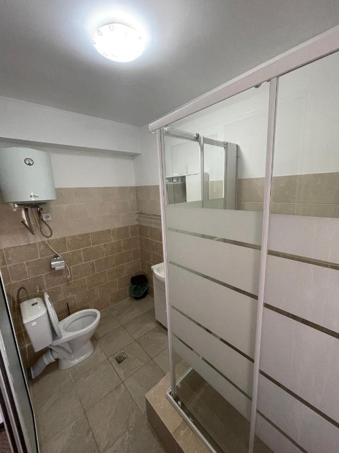 דירות אפורי נורד Garsoniere Dya מראה חיצוני תמונה